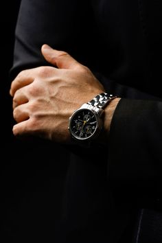 Watch Aesthetic, Rich Fashion, Art Photography Portrait, Tissot Watches, Watch Photo, Mens Fashion Casual Outfits