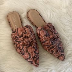 Brand New Fits 9/10 Animal Print Sandals, 33rd Birthday, Birthday Wishlist, Pink Black, 9 And 10, Pink Ladies, Animal Print, Black Pink, Nordstrom