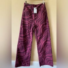 These Retro Print Denim Jeans Are Super Chic! Pair These With A Denim Shirt, Pink Or Gold Shirt Or Sweater. Ohhh, The Possibilities Are Endless. Size: 4 Smoke And Pet Free Home. Black Flared Jeans, Printed Denim Jeans, Fringe Jeans, Mid Rise Flare Jeans, Y2k Jeans, Gold Shirt, Indigo Jeans, H&m Jeans, Womens Wide Leg Pants