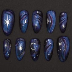 Dark and dreamy night sky gel press-on nails featuring stars, moons, a 3D gel design, and an enchanting color-shifting magnetic cat eye effect with dark academia vibes. Colors shift between yellow, pink, purple, blue and turquoise depending on the lighting and angles. Please note: colors and shine will vary depending on photography, lighting and angles --MATERIALS AND CRAFTSMANSHIP-- This set is crafted with meticulous care using high-quality materials, including Après Natural gel-x tips, base g Xiao Inspired Nails, Gray Purple Nails Ideas, Blue And Purple Press On Nails, Heat Sensor Nails, Space Themed Nails Aesthetic, Blue Witch Nails, Cat Eye Press On Nails, Purple Sun And Moon Nails, Dark Blue Nail Art Designs