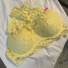 Yellow Pink Branded Size Xl Lace Cami Brazier Red Lace Bralette, Pink Tye Dye, Vs Pink Bras, Victoria Secret Pink Bras, Blue Bra, Pink Bralette, Black Lace Bralette, Pink Leopard Print, Pink Brand