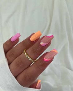 65 Trendy Summer 2022 Nails to Copy Holiday Short Nails Summer, Acrylic Nail Designs Bright, Peach Nails, Nails 2022, Summery Nails, Simple Acrylic Nails, Classy Acrylic Nails