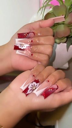 Vanilla Nails, Disney Acrylic Nails, Quinceanera Nails, Acrylic Nail Set, Red Acrylic Nails, Nails Design With Rhinestones, White Acrylic Nails, Simple Acrylic Nails, Glow Nails