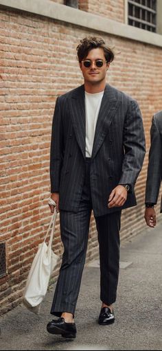 Monochromatic Suits For Men, German Style Fashion Men, Old Money Work Outfits Men, Summer Suits Men Wedding, Pinstripe Blazer Outfit Men, Oversized Suits Men 90s, Long Hair Men Medium, Two Tone Suit Men