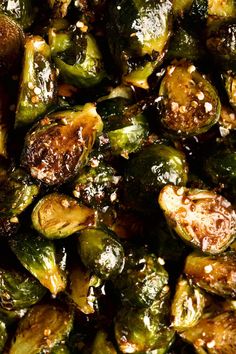 roasted brussel sprouts with sesame seeds