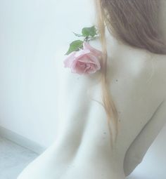 Porcelain Skin, Soft Beauty, Feminine Beauty, Fair Skin, Aphrodite, The Back, Skin Tones