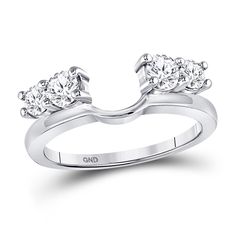 three stone diamond ring in white gold