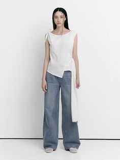 Composition : Refer to the product precautionsColor : WhiteCountry of Origin : CHINA White Asymmetrical Tops For Work, White Asymmetrical Tops For Workwear, Neck Tie Blouse, Tie Blouse, Blouse White, Boat Neck, Neck Tie, Top Blouse, Composition