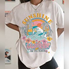 California Women's Tee Never Worn Brand New Spring Beach Top With Front Print, Spring Beach Tops With Front Print, Spring Beach Shirt With Text Print, Spring Vacation Shirt With Text Print, Sunset Shirt, Swiftly Tech Short Sleeve, Clothing Aesthetic, Oversized T Shirts, School Clothes