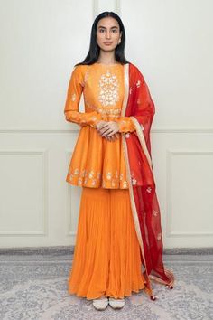 Shop for Sheetal Batra Orange Silk Chanderi Peplum Kurta Set for Women Online at Aza Fashions Gharara Pants, Gota Embroidery, Embroidery Kurta, Kashmiri Embroidery, Indian Look, Casual Indian Fashion, April Wedding, Long Kaftan, Gathered Sleeves