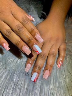 Holiday nails christmas nails snow glake nails ugly sweater nail Xmas Nail Designs Square, Christmas Nails Short Sweater, Winter Nails Black Women, Red Christmas Nails Acrylic Short, Ugly Christmas Nails, Short Square Acrylic Nails Christmas, Christmas Nails Snow, Nails Snow