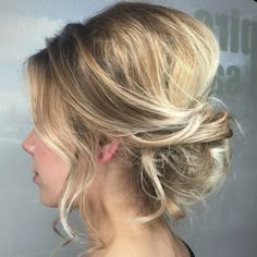 Loose Messy Updo With A Bouffant More Easy Updo Hairstyles, Best Wedding Hairstyles, Light Hair Color, Short Wedding Hair, Vanessa Hudgens