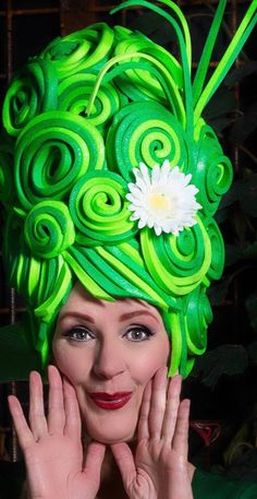 Foampruik GARDEN. PLEASE ADD COLOUR AND HEAD SIZE TO YOUR ORDER Foam Wig, Foam Wigs, Wrap Hair, Christmas Parade, Plastic Wrap, Environment Design, Costume Design, The Netherlands, Netherlands