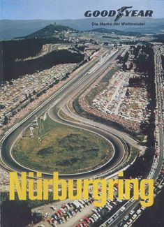 an aerial view of a race track with the words good year in german on it