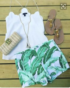 Perfect for vacation! Schedule your fix today and get the latest trends delivered right to your door! Spring summer stitch fix 2017 #affiliatelink Lilly Pulitzer Outfits, Summer Fashions, Shorts Outfit, Estilo Chic, Amazing Outfits, Preppy Outfit, Summer Fashion Trends, Urban Chic, Girly Outfits