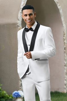 Fabric: Polyester Care: Dry clean only Package Contents: 1*Jacket + 1*Pants + 1*Vest Occasion: Suitable for prom, homecoming, weddings, party, graduation ceremony, stage performance, dating, meeting, banquet, nightclub, festival and Christmas etc White Wedding Suits For Men, Suit Colors, Best Wedding Suits, Prom For Guys, Prom Suits For Men, Button Shawl, White Shawl, Pieces Men, Groom Groomsmen