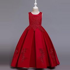 Beaded Flower Girl Dress, Red Bridesmaid, Floral Embroidery Dress, Princess Flower Girl Dresses, Formal Ball Gown, Wedding Flower Girl Dresses, Gown Photos, Ball Gowns Evening, Wedding Dresses For Girls