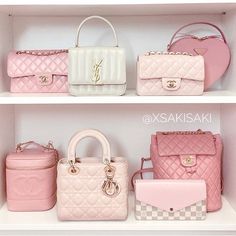 Pink Gucci Bag, Louis Vuitton Taschen, Luxury Aesthetics, Fancy Purses, Bag Closet, Best Designer Bags, Handbags Louis Vuitton, Trendy Handbags