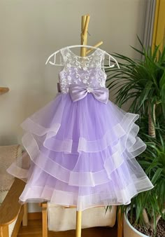 Flower Girl Dresses Lavender, Bridget Wedding, Lavender Flower Girl Dress, Lilac Flower Girl Dresses, Tutu Flower Girl Dress, Rapunzel Wedding, Purple Flower Girls, Purple Flower Girl Dress, Purple Girls Dress