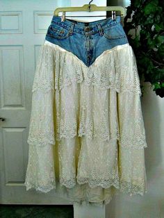 Denim Skirts With Lace, Jean Skirt With Lace, Jean Diy, Denim Couture, Ropa Upcycling, Skirt Diy, Upcycled Jeans, Skirt Inspiration, Skirt Tulle