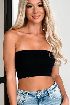 92% NYLON, 8% SPANDEX One Size Fits Most Color: Black Ribbed Knit Strapless/Tube Top Neckline Cropped/Bralette Fit Bandeau Has Stretch 7" Armpit To Hemline For Model Size Specs Please Check Size Charts Restocked: 3/18/24 Trendy Solid Color Crop Tube Top, Casual Ribbed Bandeau Crop Top, Casual Ribbed Strapless Tube Top, Trendy Ribbed Bandeau Crop Top, Ribbed Stretch Bandeau Tube Top, Stretch Ribbed Bandeau Tube Top, Trendy Ribbed Bandeau Top, Stretch Ribbed Tube Top, Black Seamless Crop Tube Top