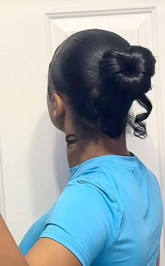 #explorepage #hairstyles Low Do Hairstyles, Back Bun Hairstyles Black Women, Ballerina Bun Black Women, Bun Hairstyles Black Women, Updo Hairstyles Black Women, Short Ponytail Hairstyles Black Women, Black Woman Cartoon, Black Woman Wallpaper, Heart Bun