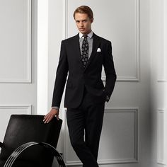 Fine Italian craftsmanship and premium fabrics developed with the world’s best mills define Purple Label suiting as illustrated by this strong-shouldered jacket and straight-leg trousers. Each piece is hand-tailored from lightweight crease-resistant twill. Lauren Gregory, Business Travel Bag, Italian Craftsmanship, Tuxedo Suit, Purple Label, Straight Leg Trousers, Business Travel, Mens Suits, World's Best