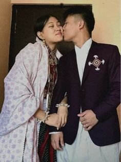 Nepali Cultural Dress Couple, Limbu Dress, Limbu Culture, 2025 Wishlist, Boy Snaps Pic