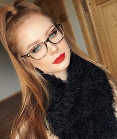 Redhead With Glasses, Womens Glasses Frames, Red Hair Don't Care, Red Haired Beauty, Ginger Girls, Fashion Eye Glasses