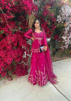 Best Colour For Lehenga, Lehnga With Kurti Design, Peplum Lehenga With Dupatta, Hand Embroidery Lehenga Designs, Lehenga Colourful, Pink Dress Indian, New Trend Lehenga Designs, Pink Georgette Lehenga, Diwali Outfit Ideas