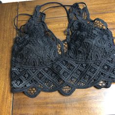 Nwt Black Bralette One Size Shein Black Lace Party Bra, Black Lace Bra For Night Out, Chic Black Bra For Night Out, Black Lace Bra For Spring, Elegant Black Bra For Spring, Black Lace Bra For Summer, Black Lace Summer Bra, Sleepwear Black, Black Bralette