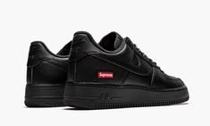 The Supreme x Nike Air Force 1 Low “Box Logo - Black” is a Spring 2020 release that features minimal branding for a clean aesthetic. Joining a crisp all-white colorway, the black-based look features a smooth leather upper with a mini red Supreme Box Logo printed on the heel. A gold-accented “AF1” emblem covers the bottom of the laces near the perforated toe. Tonal Nike Air branding covers the tongue tab and heel to finish off the look. Each pair also comes with a set of Supreme-branded shoe lace Tenis Air Force, Black Supreme, Nike X Travis Scott, Supreme Logo, Supreme Box Logo, Low Air Jordan 1, Converse Run Star, Baskets Adidas, Jordan 8