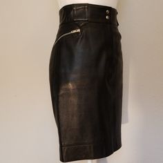 Genuine Alaia Leather Skirt. Fr Size 40. Skirt In Excellent Pre-Owned Condition. One Tiny Flaw Is A Small Superficial Scratch Near The Bottom Of The Skirt On The Backside. It Is Not Noticeable, Please See Photo #5. The Skirt Is Fully Lined. The Back Seam Of The Inside Lining Has Started To Come Undone (See Photo #7), This Could Be Easily Fixed, Its Not Noticeable And Does Not Affect The Function Of The Skirt. Otherwise Skirt Is In Great Condition. Retails For $9,120. Vintage Alaia, Skirts Vintage, Come Undone, Women Skirts Midi, Vintage Skirt, Lambskin Leather, See Photo, Leather Skirt, Leather Pants