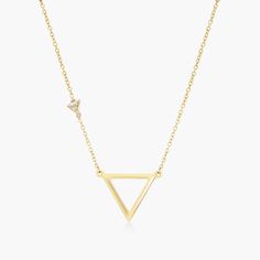 Elegant Gold Triangle Necklace, Modern Gold Trillion Cut Jewelry, Modern Gold Jewelry With Trillion Cut, Elegant Triangle Yellow Gold Jewelry, Elegant Yellow Gold Triangle Jewelry, Modern Trillion Cut Gold Jewelry, Gold Diamond Triangle Jewelry, Gold Triangle Diamond Jewelry, Elegant Triangle Yellow Gold Necklace