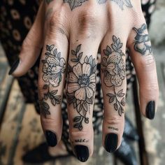 Leafy Vine Finger Tattoo, Blue Finger Tattoo, Pretty Finger Tattoos For Women, Art Nouveau Hand Tattoo, Coverup Finger Tattoo, Black School Tattoo, Ring Finger Tattoo Cover Up, Womens Finger Tattoos, Gothic Finger Tattoos