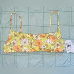 Colorful All Of Floral Print Rvca Women’s Dreamfield Bralette Bikini Top. Rib Texture Material. Scoop Neck. Adjustable Spaghetti Straps And Back Closure Hook. Removable Padding. Size L/12. New With Tags. Feel Free To Ask Questions Or Make Me An Offer!! Yellow Swimwear With Adjustable Straps For Beach Party, Yellow Swimwear With Adjustable Straps For Poolside, Yellow Beachwear Swimwear With Adjustable Straps, Yellow Swimwear With Adjustable Straps For Summer, Yellow Swimwear With Adjustable Straps For Spring, Yellow Bra-friendly Swimwear For Beach Party, Yellow Bra-friendly Summer Swimwear, Bra Friendly Yellow Summer Swimwear, Yellow Printed Beachy Swimwear