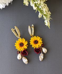 Wedding Jewelry With Sunflower Design, Elegant Adjustable Sunflower Jewelry, Elegant Adjustable Sunflower Design Jewelry, Elegant Yellow Flower Earrings For Wedding, Adjustable 3d Flowers Jewelry For Wedding, Adjustable 3d Flowers Wedding Jewelry, Adjustable Gold Jewelry With Handmade Flowers, Elegant Sunflower Design Flower Earrings For Gift, Handmade Flower Jewelry For Bridesmaid Gift