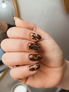 tortie nails | nail designs | nail ideas | hand painted nails | nail thoughts | gel nails Tortie Nails, Tortoise Shell Nails, Shell Nails, Pastel Nail Art, Pastel Nail, Magic Nails, Animal Nails