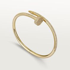 Juste un Clou bracelet Juste Un Clou Bracelet, Lux Jewelry, Luxury Bracelets, Nail Bracelet, Gossip Girls, Cartier Panthere, Gold Luxury, Luxury Bracelet, Bracelets Set