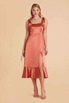 A convertible pinafore-style midi bridesmaid dress is a gorgeous addition to your cottagecore or garden wedding affair. Eugenia Shiny Satin Convertible Midi Dress - Terracotta Terracotta Bridesmaid Dress, Terracotta Bridesmaid, Bridal Shower Treats, Midi Bridesmaid Dress, Wedding Roles, Tuxedo Women, Birdy Grey, Satin Gown, Plus Size Jumpsuit