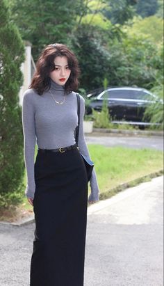 Korean Work Outfit, Look Old Money, Hm Outfits, Elegance Dress, Modest Dresses Fashion, Mode Kimono, Modest Dresses Casual, Classy Fashion, Classy Work Outfits