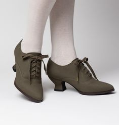 Kedwardian Women's Sporting Oxfords (Moss Green) American Duchess, Ladies Tennis, Dream Style, The 20th Century, Rubber Heels, Moss Green, Tennis Shoes, Trinidad And Tobago, 20th Century