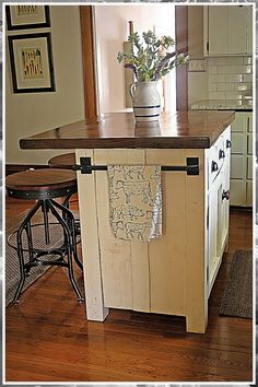 Kitchen Island With Seating - All you need to fulfill your day, night and world - Anything and Everything! - Click to visit TODAY! Diy Kitchen Island With Seating, Kitchen Island With Stove, Unique Kitchen Design, Kitchen Island Plans