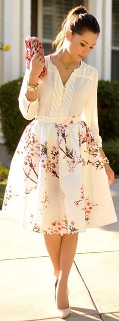 White Flowers Print Pleated High Waisted Skirt - Skirts - Bottoms Mode Tips, Lady Like, Peplum Tops, Midi Skirts, Heidi Klum, Looks Vintage