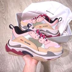 Designer Sneakers Women, Balenciaga Track Sneakers, Ugly Shoes, Trainers Fashion, Cute Sneakers, Balenciaga Shoes