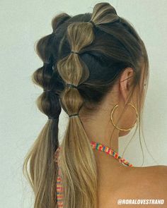 Hairstyles For Teenage Girl, Bubble Pigtails, 90s Hairstyles, Easy Hairstyles For Long Hair, Teenage Girls