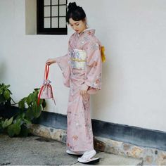 Pink Kimono Traditional, Pink Kimono Outfit, Kimono Pose, Kimono Outfit Japanese, Kimono Reference, Wedding Pelamin, Japanese Kimono Traditional, Kyoto Kimono, Cherry Blossom Kimono