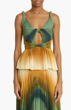 Grecian Aesthetic, Gala Gonzalez, Cutout Top, Runway Collection, Mode Inspiration, A Dress