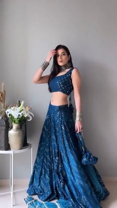 Dark Blue Chaniya Choli, New Lengha Choli Designs, Bollywood Lehenga Outfit Ideas, Lenga Choli Design, Chaniya Choli Poses, Indian Representation, Chaniya Choli Designs Weddings, Blue Chaniya Choli, Ghagra Designs