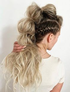 Long Hair Mohawk, Mohawk Hairstyles For Women, Faux Hawk Hairstyles, Bubble Braid, Competition Hair, Viking Hair, Quick Braided Hairstyles, Mohawk Hairstyles, Wacky Hair